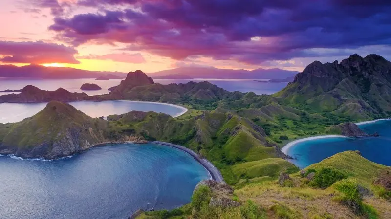 Menjelajahi Keindahan Pulau Padar dengan Harga yang Terjangkau