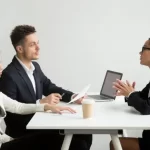 Tunjukkan Sikap Positif Ini Saat Wawancara Kerja dan Dapatkan Hasil Maksimal!